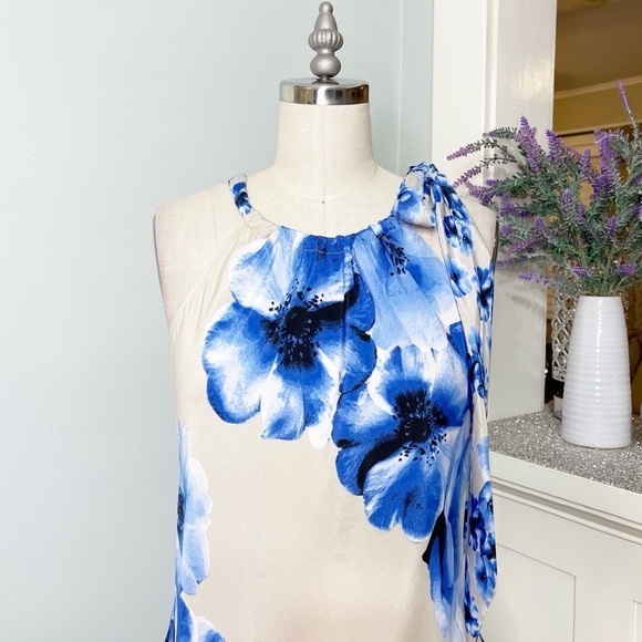 New York & Co. Floral Tie Neck Sleeveless Blouse Blue Tan Small - Picture 3 of 11